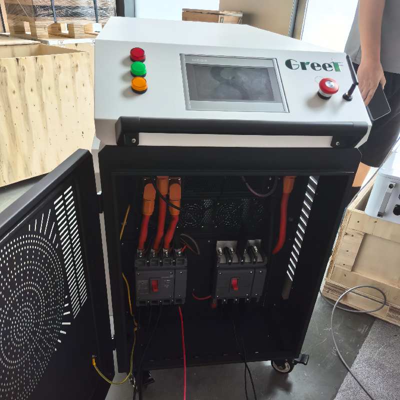 Hoge efficiëntie 98,9% Off-Grid Power Inverter met intelligente luchtkoeling en netgebonden en off-grid werking