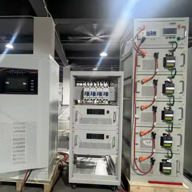 Hoogspannings-lithiumbatterie met ontladingsdiepte > 80% Op maat gemaakte batterijgrootte en slimme BMS voor industriële energieopslag